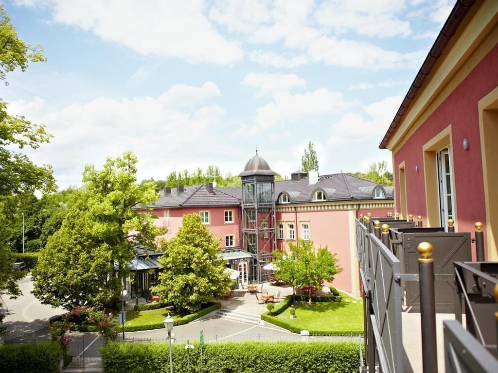 Allee Hotel Нойщат ан дер Айш Екстериор снимка