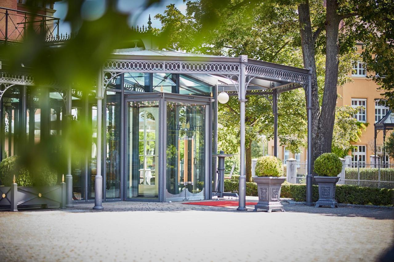 Allee Hotel Нойщат ан дер Айш Екстериор снимка